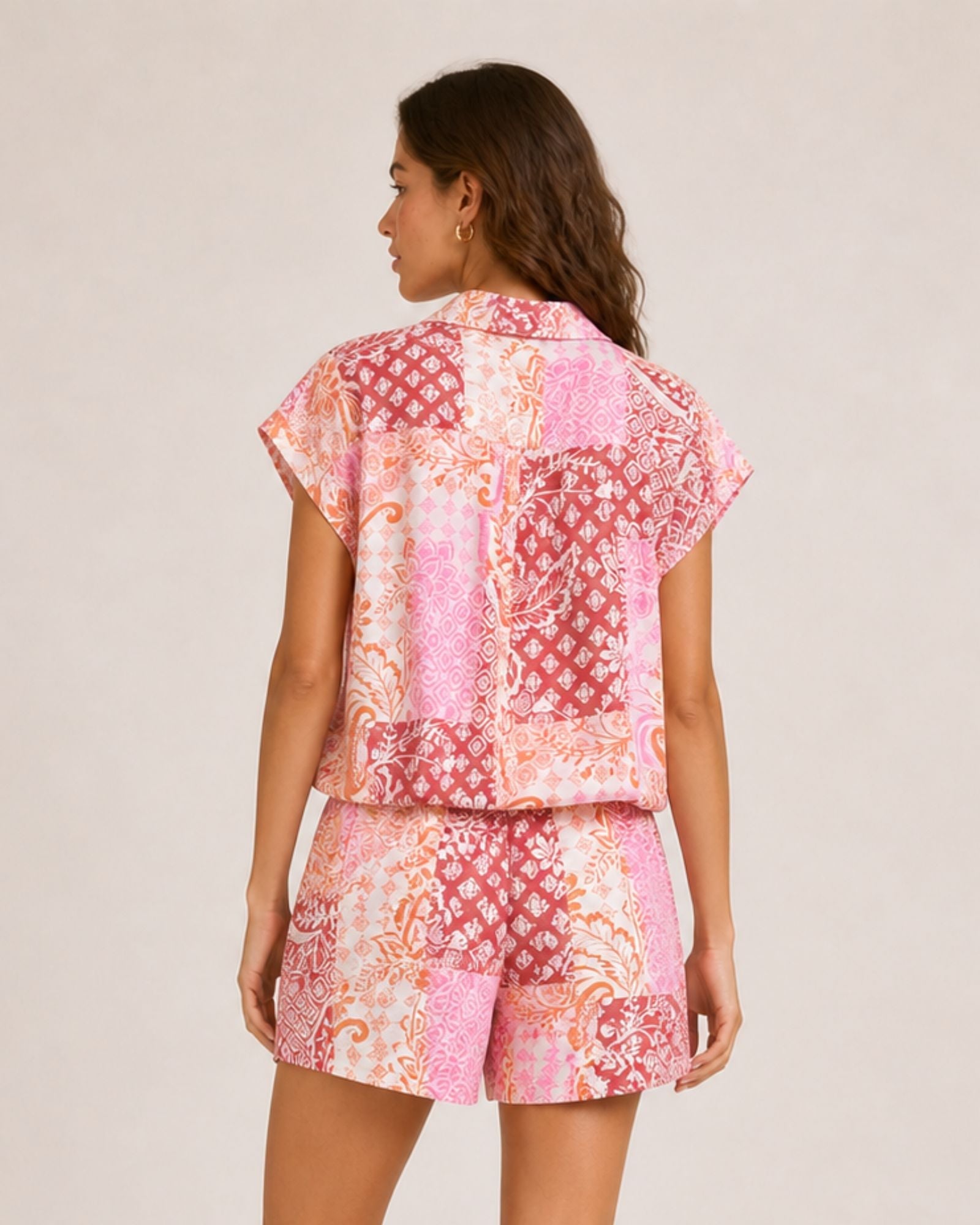 VMCILLE PRINTED SHORTS